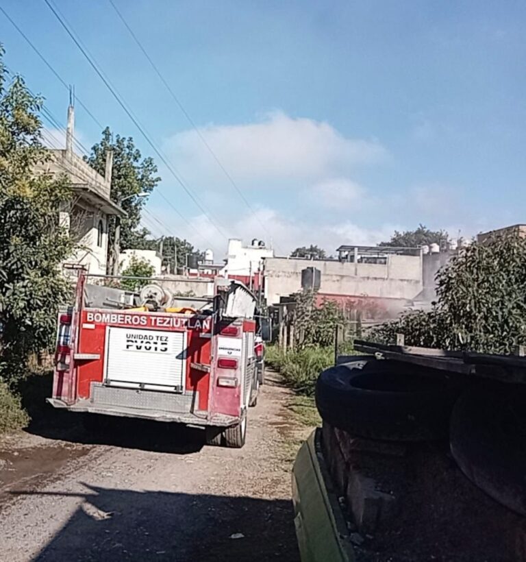 INCENDIO EN COLONIA SANTA ROSA, EN TEZIUTLÁN