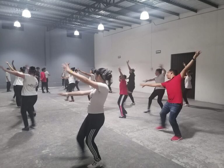 ESCUELA MUNICIPAL DE MÚSICA Y BALLET ÑUU SAVI SE FUSIONARÁN EN UNA PRESENTACIÓN POR EL DÍA DE MUERTOS