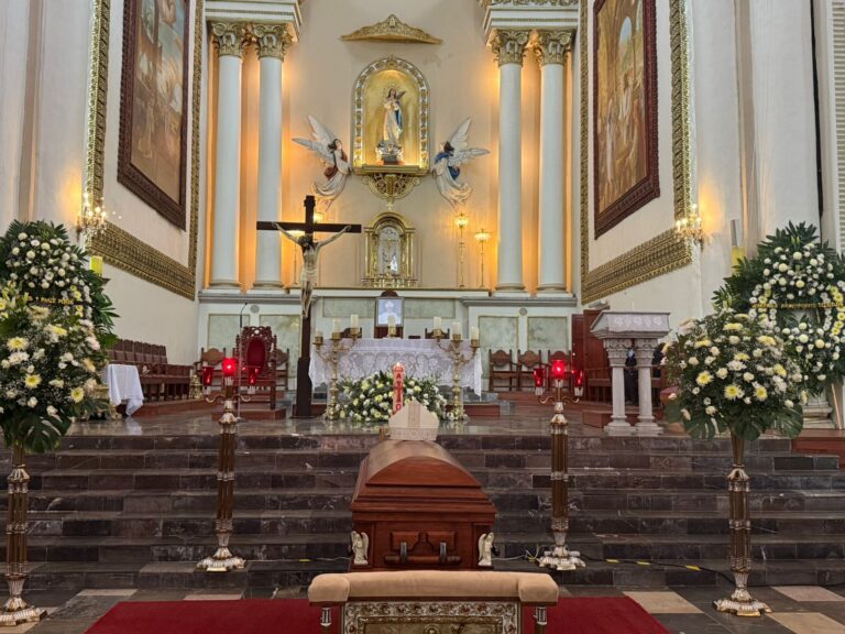 ESTE MARTES, MONSEÑOR LORENZO CÁRDENAS AREGULLÍN SERÁ SEPULTADO EN EL SAGRARIO DE LA SANTA IGLESIA CATEDRAL