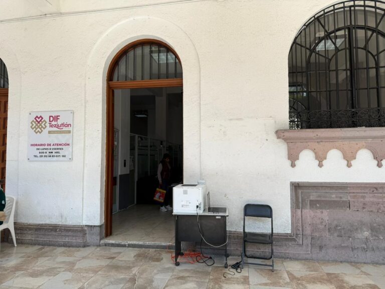 SECRETARÍA DE FINANZAS ESTABLECE MÓDULO ITINERANTE EN BAJOS DEL PALACIO MUNICIPAL DE TEZIUTLÁN