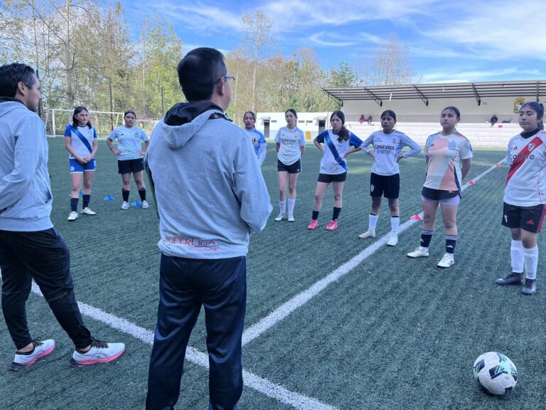 Convocan a visorías de futbol femenil para formar la Selección Teziutlán