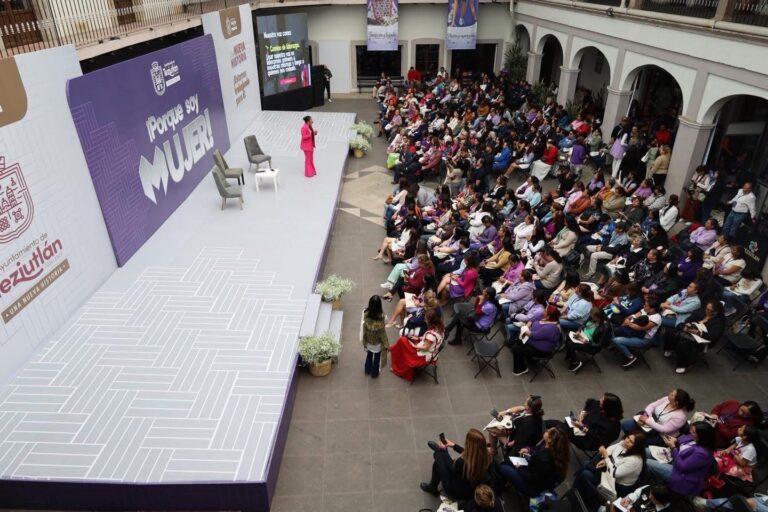 Karla Martínez inaugura Primer Foro Nacional “¡Porque Soy Mujer!”