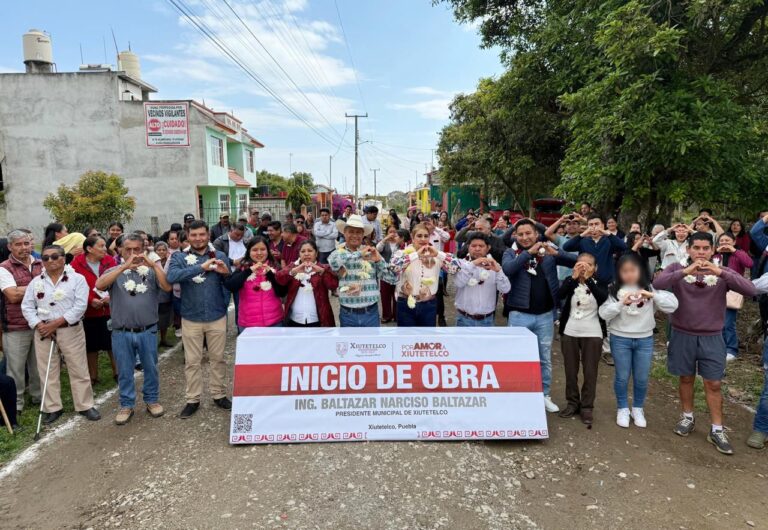 Inician obra de drenaje y pavimentación en comunidad de Xiutetelco