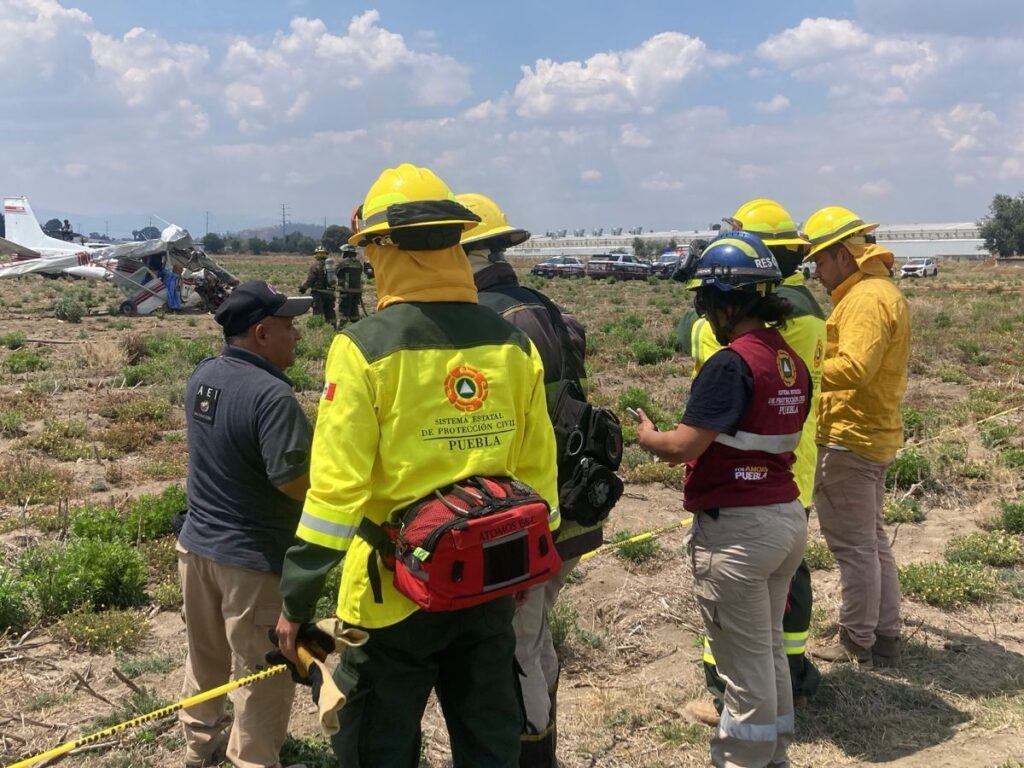 Protección Civil atiende accidente de aeronave en Huejotzingo