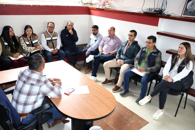 Autoridades estatales y municipales coordinan llegada de Hospital Itinerante a Xiutetelco 