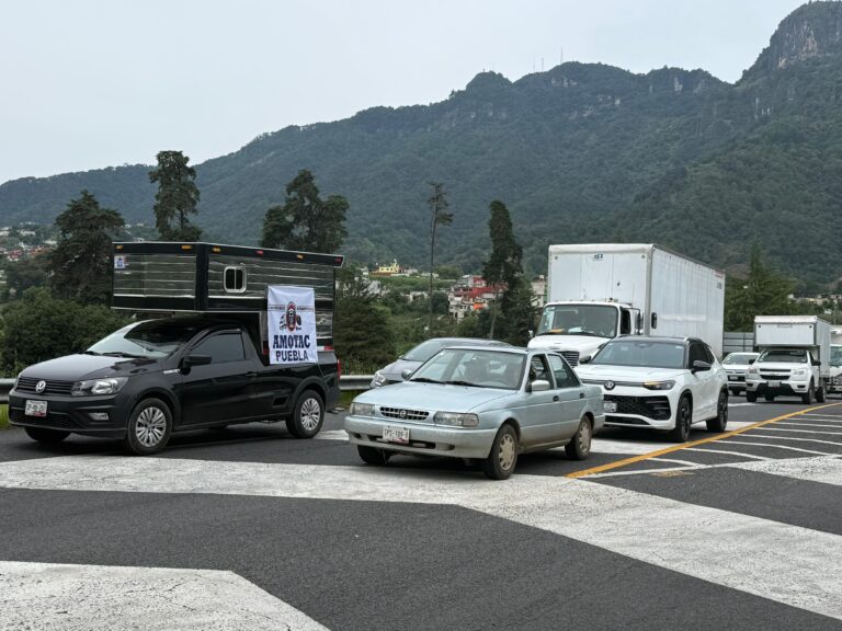 AMOTAC REALIZA BLOQUEOS PARCIALES EN LA REGIÓN DE TEZIUTLÁN
