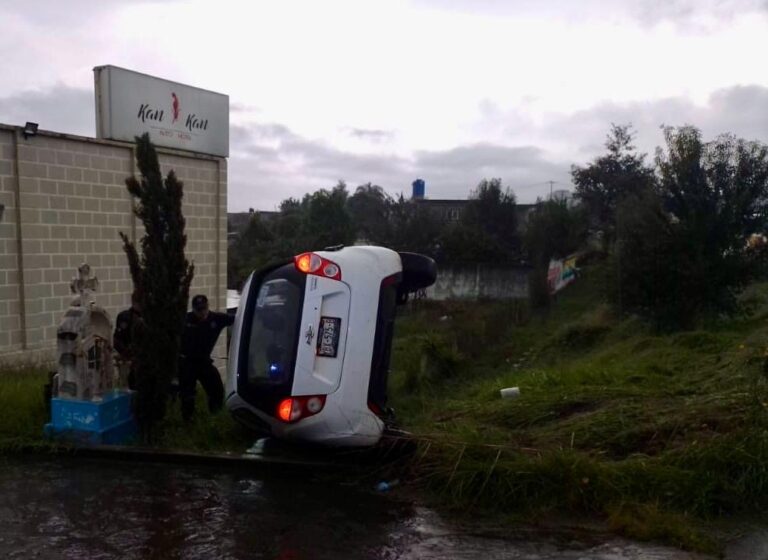 DERRAPE EN LA CARRETERA ALTOTONGA–JALACINGO DEJA UN LESIONADO