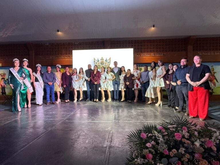 CHIGNAUTLA PRESENTA A SUS OCHO ASPIRANTES A REINA DE LA FERIA 2026