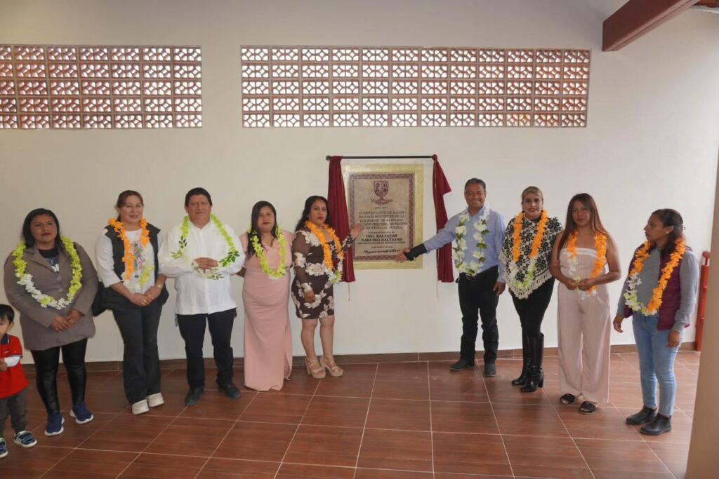 Inauguran Salón de Usos Múltiples en Santiago Sección Tercera, Xiutetelco