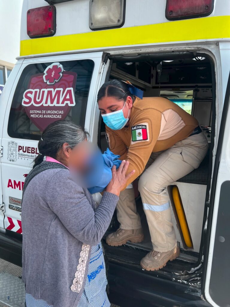 PARTO FORTUITO EN APATAUYAN MOVILIZA A PARAMÉDICOS DE ATEMPAN