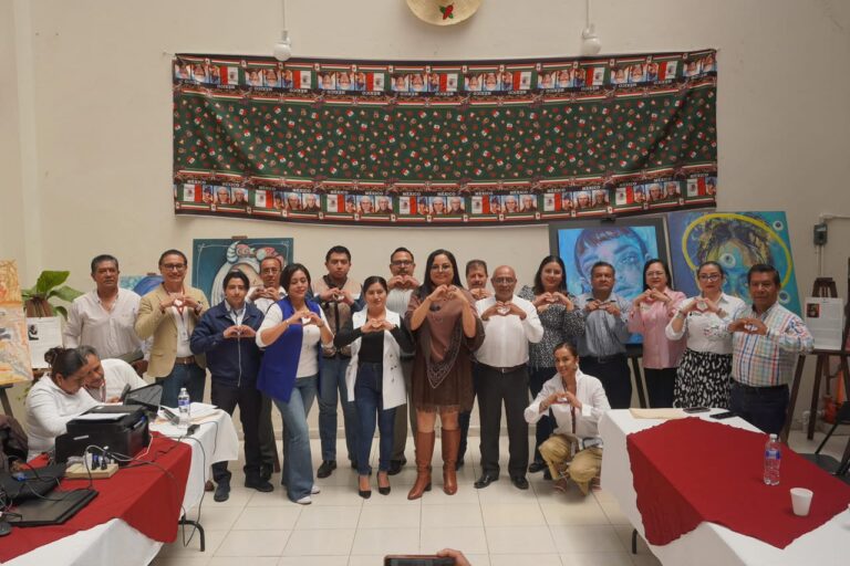Xiutetelco es sede de la Mesa Regional para ampliar la alfabetización de adultos mayores